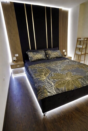 Ultra-Central Apartment with Private Courtyard + Private Parking