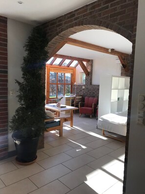 Apartment, 1 Bedroom, Accessible, Fireplace | Living room
