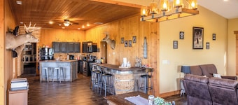 Tall Tine Lodge 