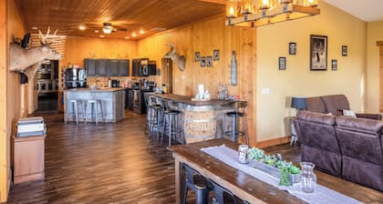 Tall Tine Lodge