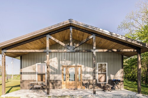 Tall Tine Lodge 