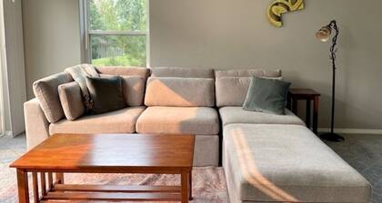 Marvelous Mountain-View Condo