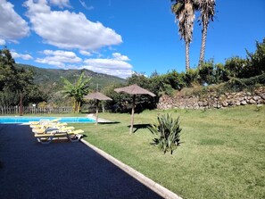 Property grounds - Apartment 'Casa Dos Cortinhais' with Lake View, Wi-Fi and Air Conditioning (Vieira do Minho)