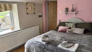 2 bedrooms, free WiFi
