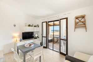 Dining - Sabbiamare: Relax and Sea at Torre dei Corsari (Torre dei Corsari)