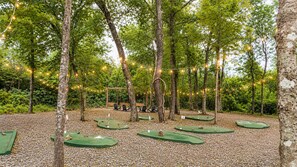 Property grounds - EPIC | Court,Creek+Pool+Court+Playhouse Sleeps 21 (Broken bow)