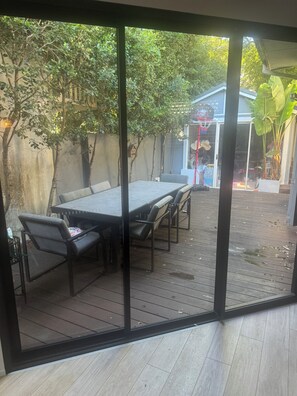 Dining - Beautiful family home next to parks and beaches (Randwick)
