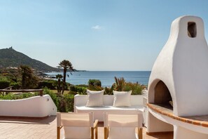 Terrace/patio - VILLA LAURA - Villasimius, where home and sea are one step apart (Villasimius)