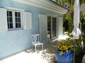 Exterior detail - Charmantes Ferienhaus in Chayofa mit Terrasse, Garten und Pool by Interhome (Chayofa)