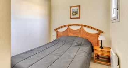Sea View Apartment for 4 in Valras-plage