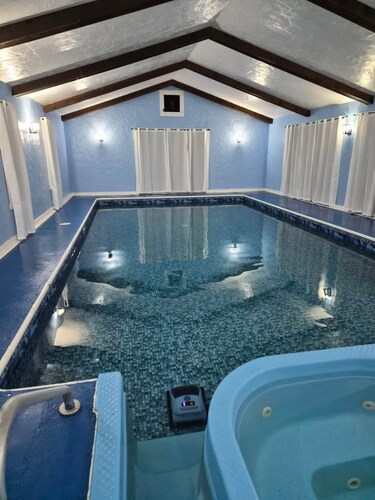 Indoor Pool & Hot Tub | Sleeps 18+