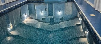 Indoor Pool & Hot Tub | Sleeps 18+
