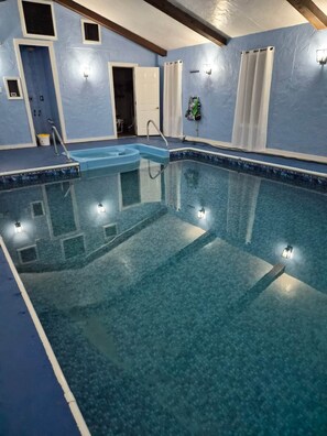 A heated pool - Featuring Indoor Pool in Peaceful Neighborhood (Westlake)