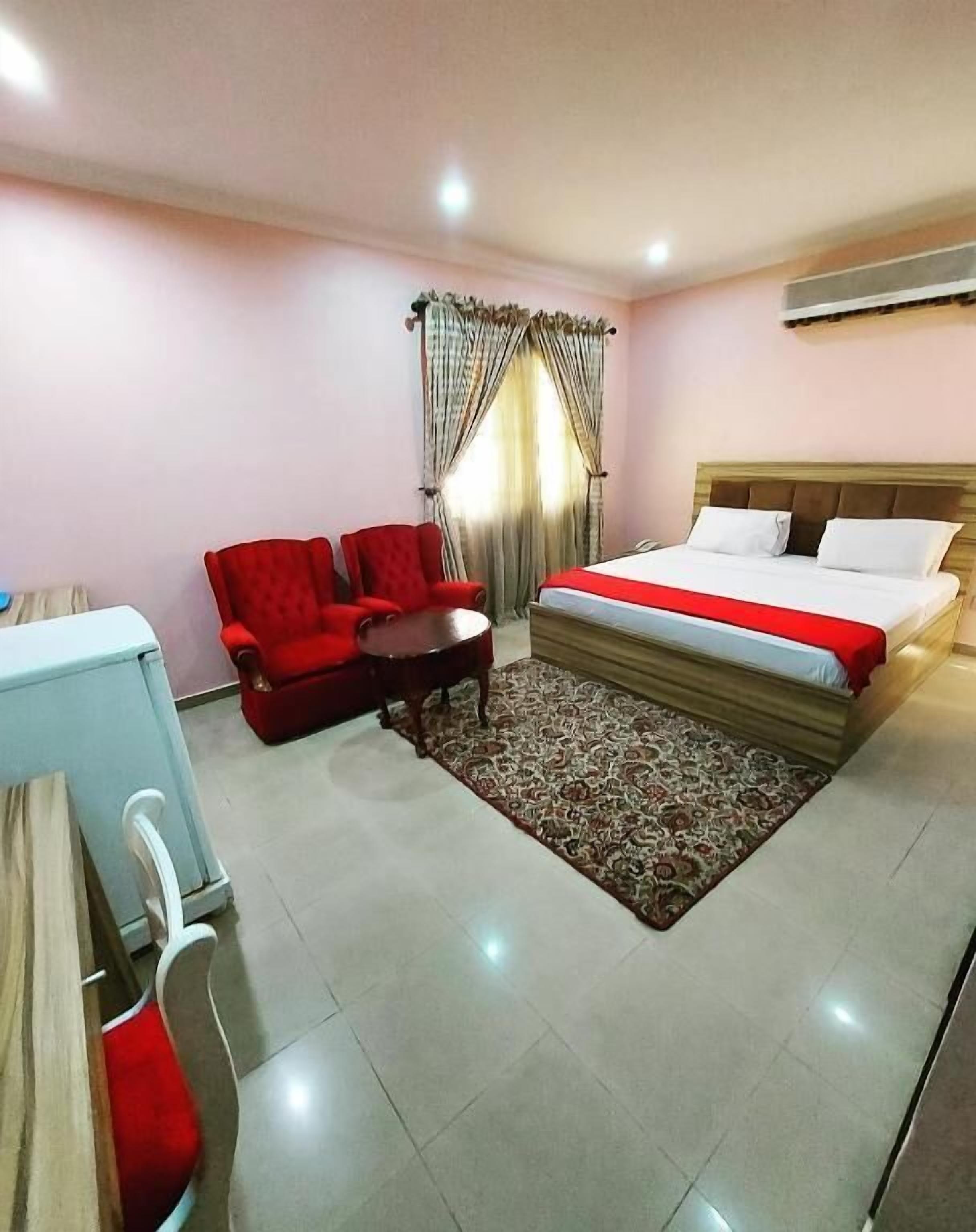 Standard Double Room | Free WiFi