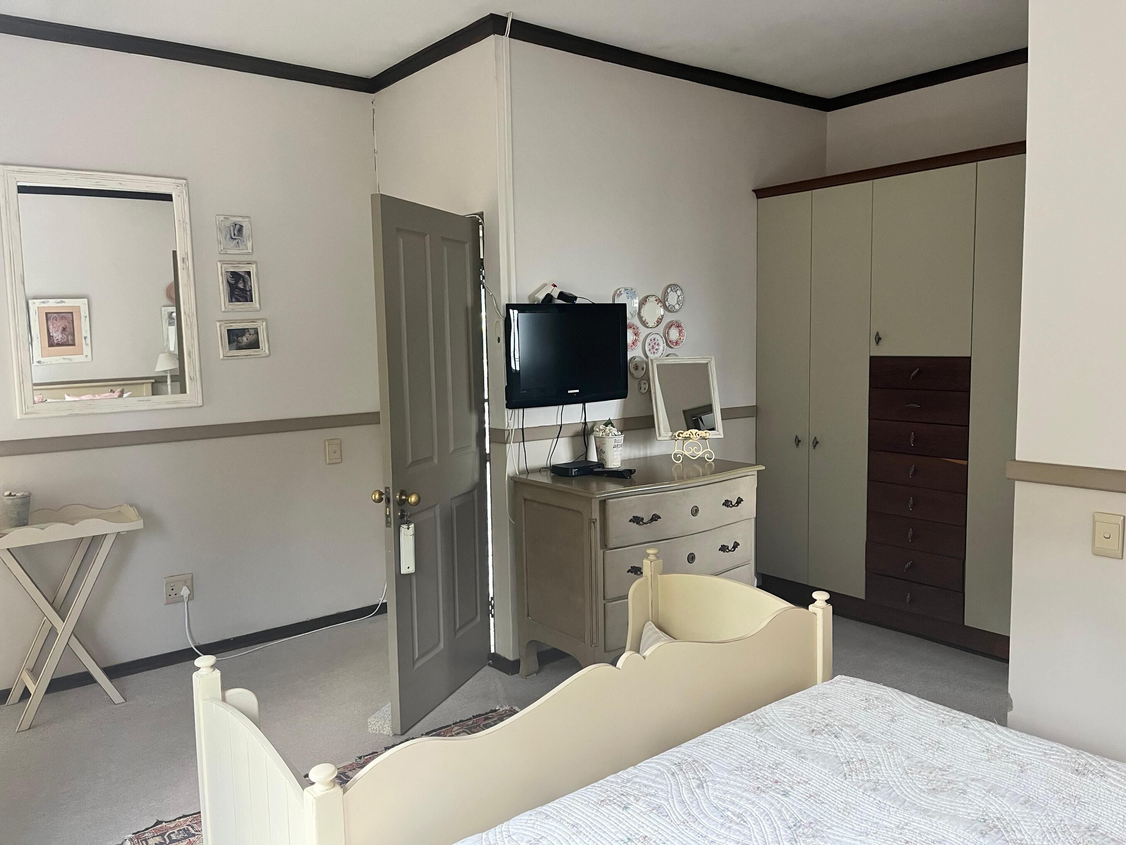 Double Room, 1 Double Bed, Balcony, Mountain View | Free WiFi