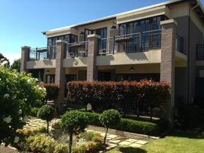 Exterior - Periwinkle Blue (Clarens)