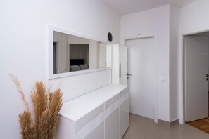 Interior - M&M Pelivan apartment (Kaštel Kambelovac)