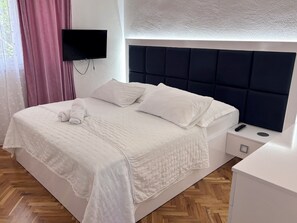 2 bedrooms, iron/ironing board, Internet - M&M Pelivan apartment (Kaštel Kambelovac)