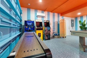 Spielezimmer