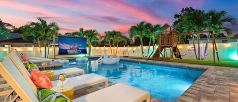Outdoor pool, a heated pool