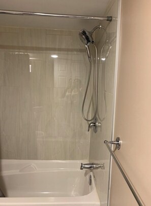 Bathroom - The perfect Ottawa getaway (Ottawa)