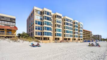 Condo, Multiple Beds (Madeira Vista 406) | Exterior