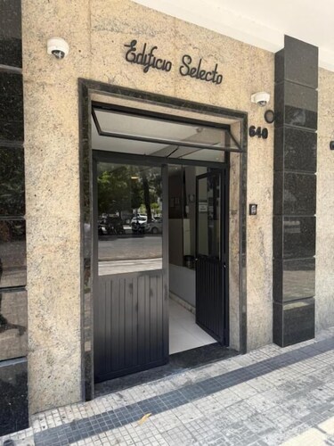 Estúdio estiloso próx à Pça da República
