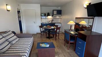Apartment | Living room