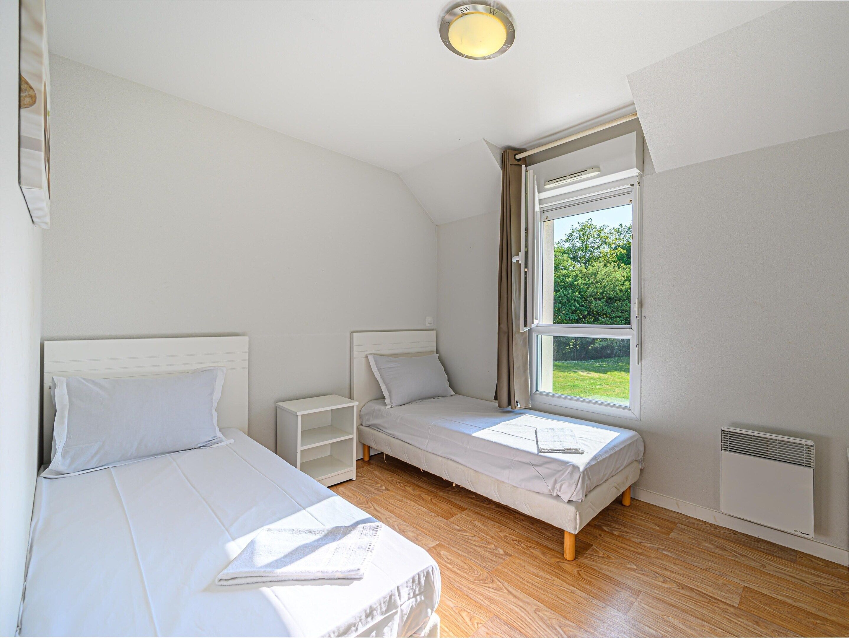 2 bedrooms