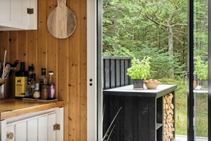 Interior - Authentic holiday home idyll near beach and forest (Ålbæk)
