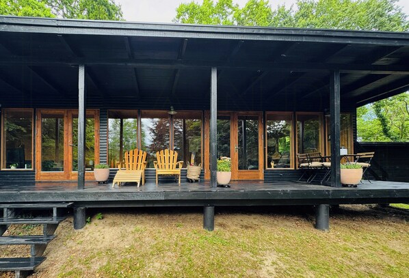 Terrace/patio - Architectural cottage on 7000 sqm nature plot (Hadsund)