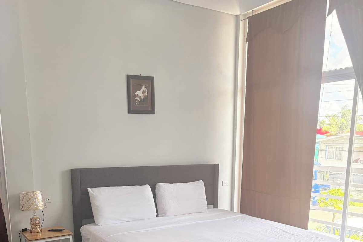 Classic Single Room, Balcony, Pool View