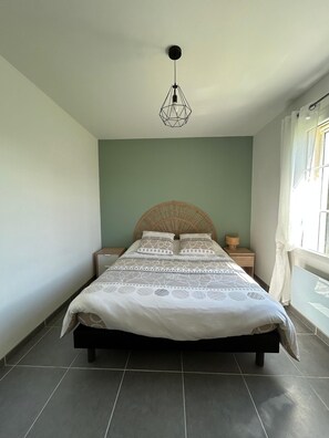 Room - Vrbo Property (Cavillargues)