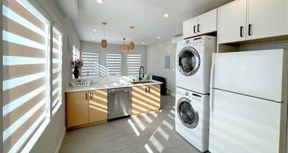 5708- Nice 2B1B Private Unit near FWY 580/24 & UCB