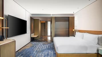 Down comforters, minibar, in-room safe, desk