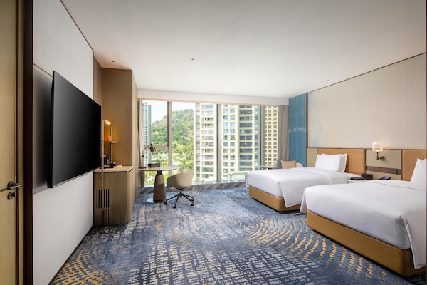 Room, 2 Twin Beds, Accessible | Down comforters, minibar, in-room safe, desk