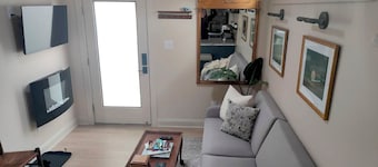 The Birdhouse - Cozy Cottage Retreat in Richmond