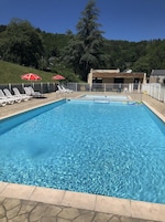 Apartment | Pool | Outdoor pool