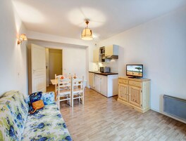 Apartment | Living area