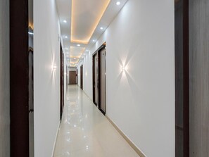 House | Interior - Deluxe Chhatikara Opposite Char Dham (Mathura)