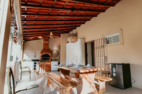 Cozy House with Gourmet Area and Pool