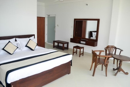 Deluxe Double Room, Balcony, Ocean View. Ocean Villa Den