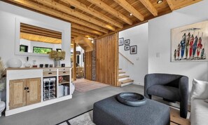 Fernseher, Stereoanlage