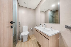 House - Free Housekeeping Visits During Your Stay - Stayshort - Cozy 1BR Townhouse Loft Style Located in Rukan Community (Dubai)
