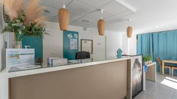 Apartment | Reception