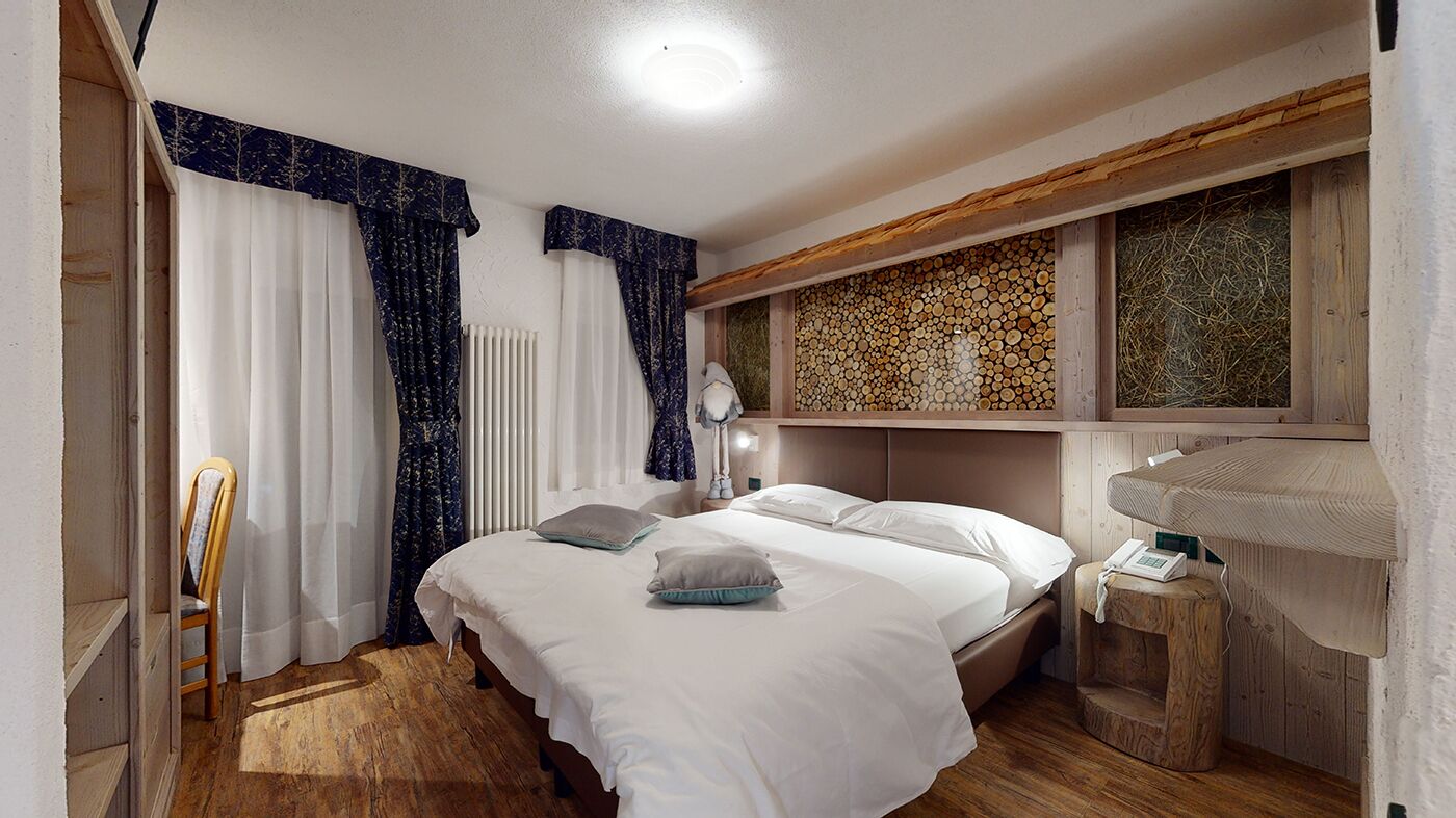 Standard Double or Twin Room, Balcony, Mountain View | Hypo-allergenic bedding, in-room safe, individually furnished, desk