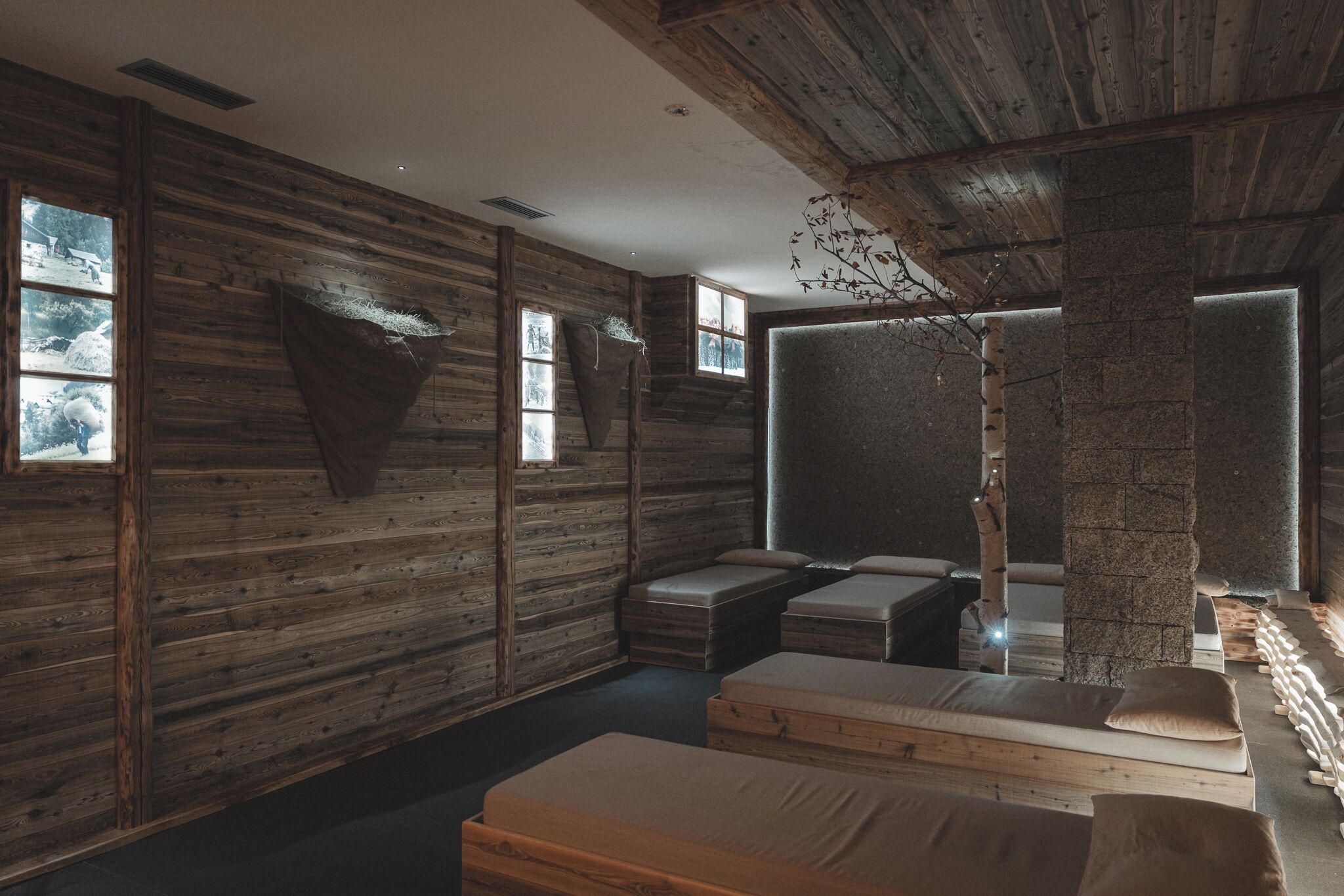 Sauna, hot tub, massages
