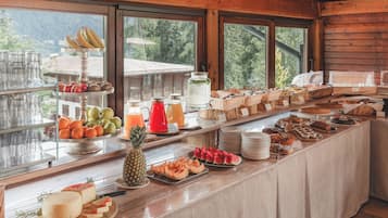 Colazione a buffet inclusa, servita tutte le mattine