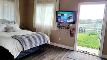 Iron/ironing board, travel crib, free WiFi, bed sheets