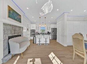Living area - Castle On Malden - Luxury 50 Acre Private Estate (Essex)